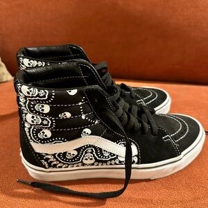 Vans SK8 Hi Bandana Black
8.5